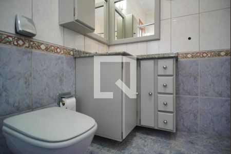 Casa à venda com 275m², 3 quartos e 3 vagasBanheiro Corredor