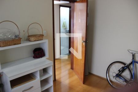 Casa à venda com 182m², 3 quartos e 2 vagasQuarto 1