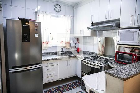 Casa à venda com 160m², 3 quartos e 2 vagas Casa à venda com 160m², 3 quartos e 2 vagasCozinha