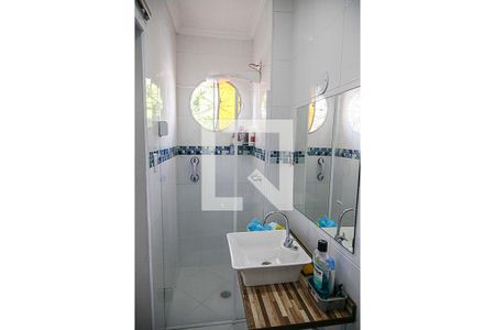 Casa à venda com 160m², 3 quartos e 2 vagas Casa à venda com 160m², 3 quartos e 2 vagasBanheiro da Suíte