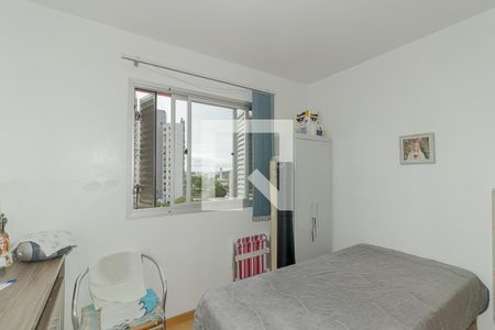 Quarto 2 de apartamento para alugar com 2 quartos, 59m² em Jardim Carvalho, Porto Alegre