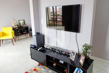 Sala de apartamento à venda com 2 quartos, 66m² em Jardim das Flores, Osasco