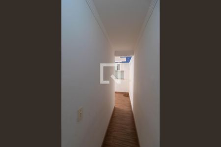 Corredor de apartamento à venda com 2 quartos, 45m² em Vila Campos Sales, Campinas