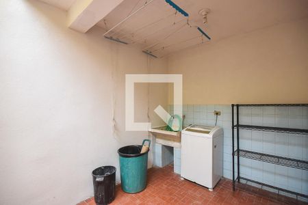 Casa à venda com 70m², 2 quartos e 2 vagas Casa à venda com 70m², 2 quartos e 2 vagasÁrea de Serviço