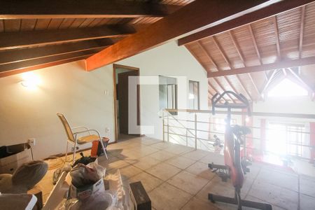 Sótão  de casa à venda com 2 quartos, 200m² em Jardim Itu, Porto Alegre