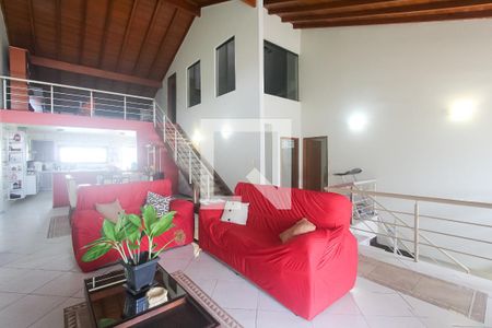 Sala de casa à venda com 2 quartos, 200m² em Jardim Itu, Porto Alegre
