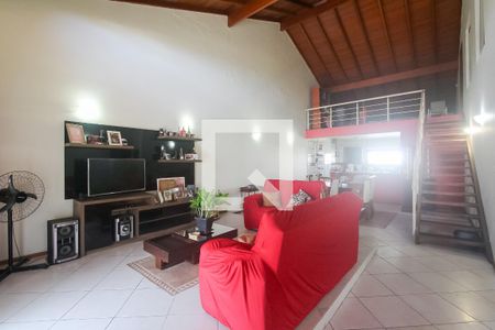 Sala de casa à venda com 2 quartos, 200m² em Jardim Itu, Porto Alegre