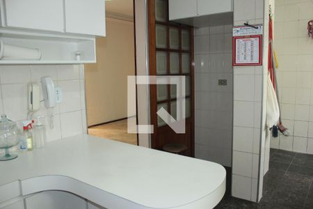 Apartamento à venda com 74m², 2 quartos e 1 vagaCozinha