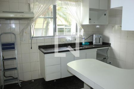 Apartamento à venda com 74m², 2 quartos e 1 vagaCozinha