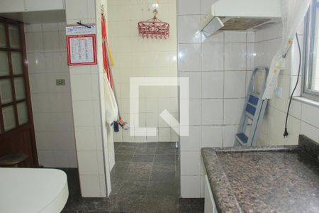 Apartamento à venda com 74m², 2 quartos e 1 vagaCozinha