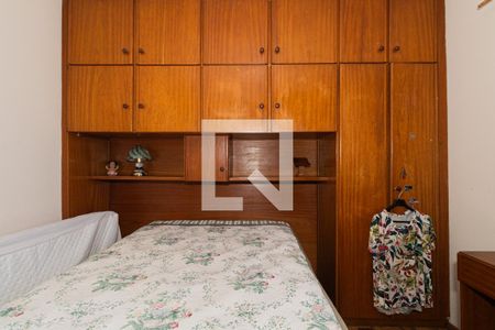 Quarto 1 de casa à venda com 4 quartos, 200m² em Vila Constança, São Paulo