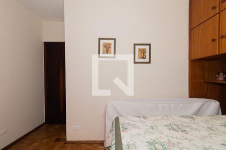 Quarto 1 de casa à venda com 4 quartos, 200m² em Vila Constança, São Paulo