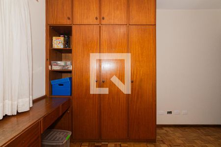 Quarto 1 de casa à venda com 4 quartos, 200m² em Vila Constança, São Paulo