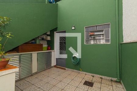 Casa à venda com 200m², 4 quartos e 1 vagaÁrea de Serviço