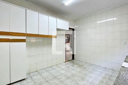 Casa à venda com 264m², 3 quartos e 3 vagasCozinha
