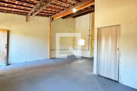 Casa à venda com 264m², 3 quartos e 3 vagasSótão