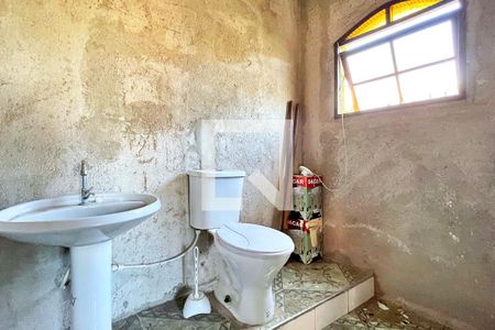 Casa à venda com 264m², 3 quartos e 3 vagasBanheiro 2