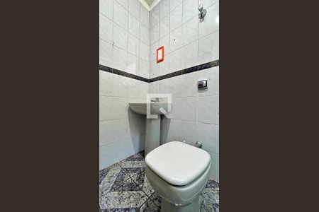 Casa à venda com 264m², 3 quartos e 3 vagasBanheiro da Suíte