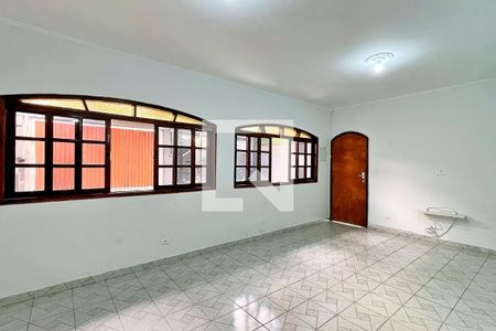 Sala de casa para alugar com 3 quartos, 264m² em Jardim Santa Cecilia, Guarulhos