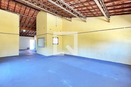 Casa à venda com 264m², 3 quartos e 3 vagasSótão