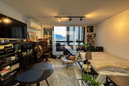 Quarto  de kitnet/studio para alugar com 1 quarto, 28m² em Centro, Rio de Janeiro