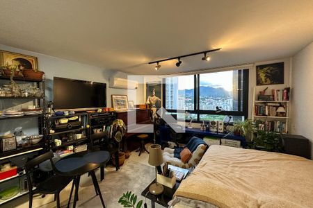 Quarto  de kitnet/studio para alugar com 1 quarto, 28m² em Centro, Rio de Janeiro