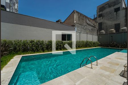 Apartamento à venda com 51m², 1 quarto e sem vaga Apartamento à venda com 51m², 1 quarto e sem vagaÁrea comum - Piscina