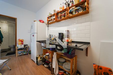 Apartamento à venda com 51m², 1 quarto e sem vaga Apartamento à venda com 51m², 1 quarto e sem vagaCozinha e Área de Serviço