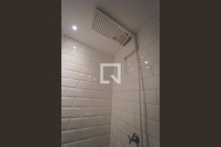 Banheiro de apartamento à venda com 1 quarto, 51m² em Lapa, São Paulo