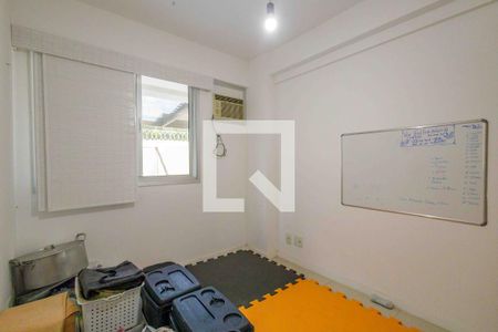 Apartamento à venda com 188m², 3 quartos e 2 vagasQuarto