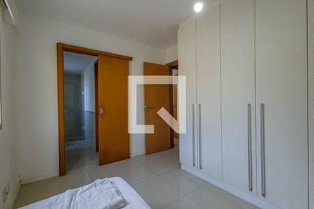 Apartamento à venda com 188m², 3 quartos e 2 vagasSuíte 2