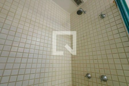 Apartamento à venda com 188m², 3 quartos e 2 vagasBanheiro da Suíte 1