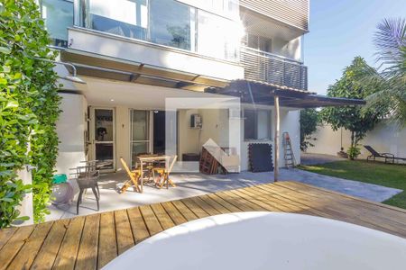 Apartamento à venda com 188m², 3 quartos e 2 vagasÁrea externa