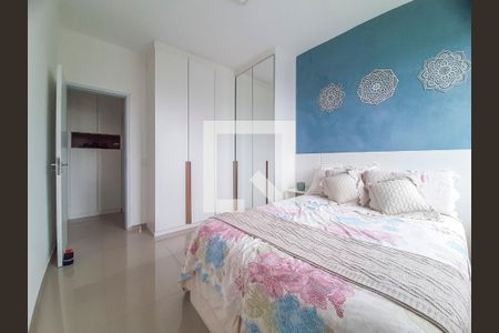 Apartamento à venda com 76m², 2 quartos e 1 vagaQuarto 2