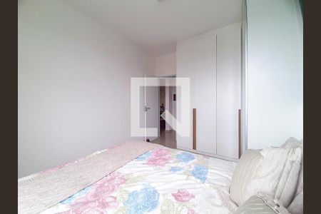 Apartamento à venda com 76m², 2 quartos e 1 vagaQuarto 2