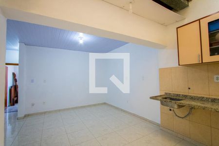 Casa à venda com 81m², 2 quartos e sem vagaCozinha/Área de serviço