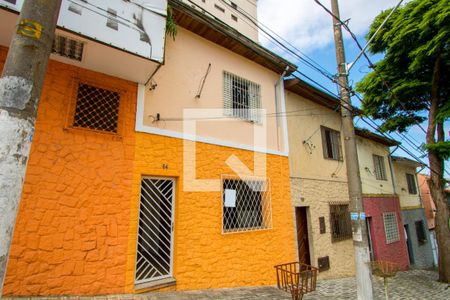 Casa à venda com 81m², 2 quartos e sem vagaFachada