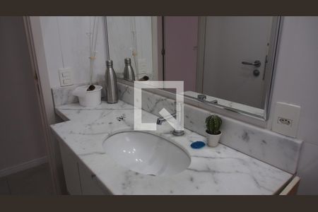 Apartamento para alugar com 110m², 3 quartos e 2 vagasBanheiro