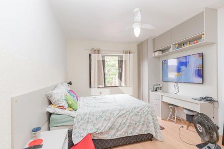 Quarto 1 de casa para alugar com 2 quartos, 100m² em Vila das Belezas, São Paulo