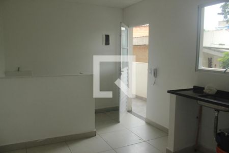 Sala/Cozinha/Área de Serviço de kitnet/studio para alugar com 1 quarto, 31m² em Jardim Alfredo, São Paulo