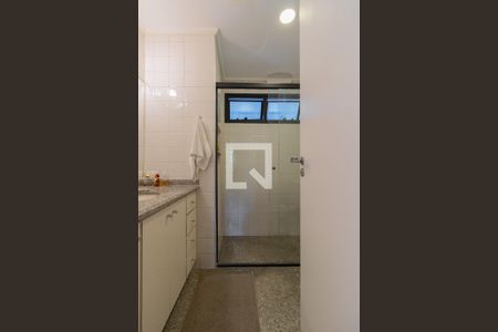 Apartamento à venda com 187m², 3 quartos e 3 vagas Apartamento à venda com 187m², 3 quartos e 3 vagasBanheiro