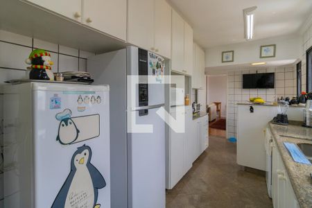 Apartamento à venda com 187m², 3 quartos e 3 vagas Apartamento à venda com 187m², 3 quartos e 3 vagasCozinha