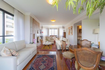 Sala de apartamento à venda com 3 quartos, 187m² em Vila Suzana, São Paulo