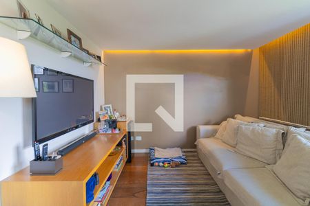 Apartamento à venda com 187m², 3 quartos e 3 vagas Apartamento à venda com 187m², 3 quartos e 3 vagasSala de TV