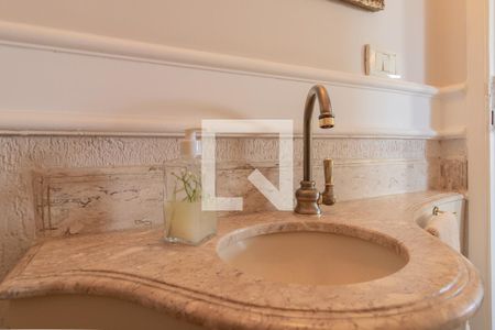 Apartamento à venda com 187m², 3 quartos e 3 vagas Apartamento à venda com 187m², 3 quartos e 3 vagasLavabo