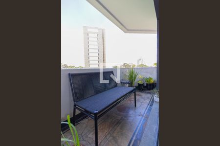 Apartamento à venda com 187m², 3 quartos e 3 vagas Apartamento à venda com 187m², 3 quartos e 3 vagasVaranda