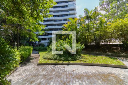 Apartamento à venda com 187m², 3 quartos e 3 vagas Apartamento à venda com 187m², 3 quartos e 3 vagasÁrea comum