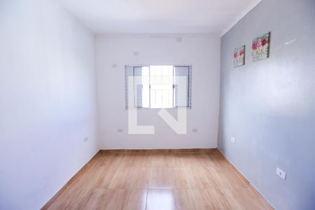 Quarto 1 de casa para alugar com 2 quartos, 80m² em Vila Carolina, São Paulo