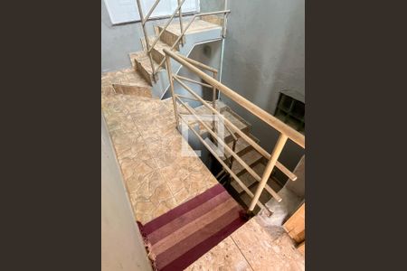 Casa à venda com 80m², 1 quarto e sem vaga Casa à venda com 80m², 1 quarto e sem vagaEntrada