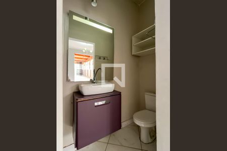 Casa à venda com 80m², 1 quarto e sem vaga Casa à venda com 80m², 1 quarto e sem vagaBanheiro 2